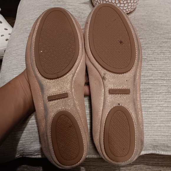 Tory Burch Minnie Travel Flats Sparkle Pink Metallic Leather 7.5 Pave Logo GUC - Picture 2 of 5